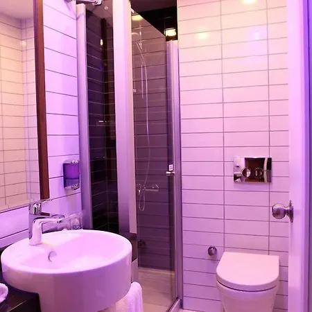 ホテル Express Manisa-west By Ihg