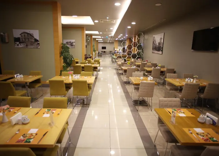 Hotel Express Manisa-west By Ihg 4*