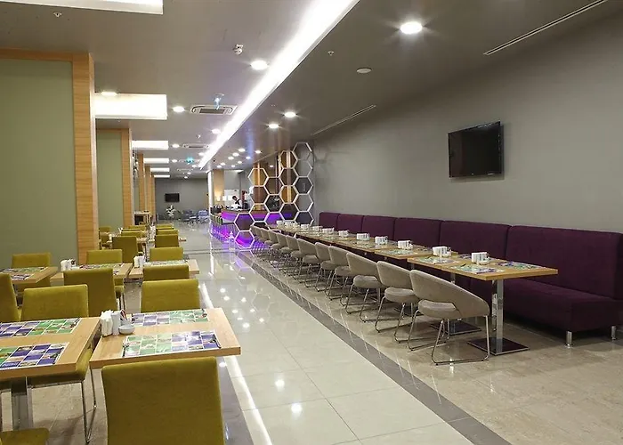 Hotel Express Manisa-west By Ihg