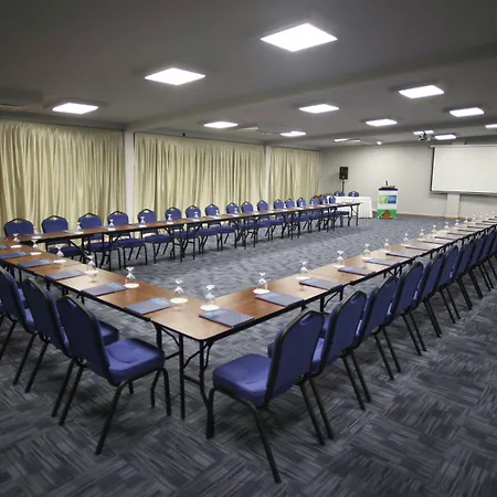 Hotel Express Manisa-west By Ihg 4*