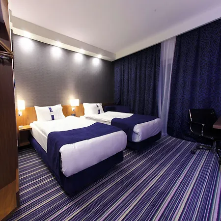 Express Manisa-west By Ihg ホテル 4*