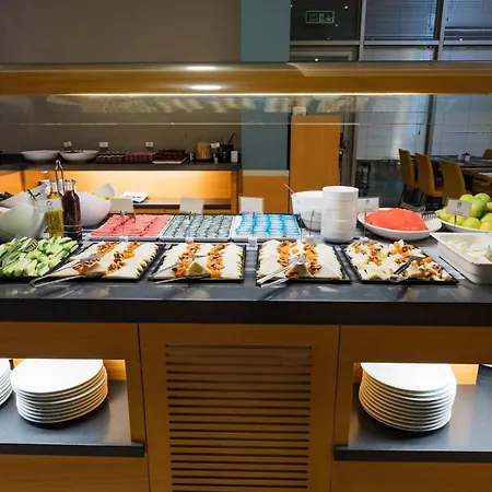 马尼萨西智选假日酒店 酒店 4*
