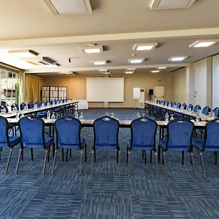 ホテル Express Manisa-west By Ihg