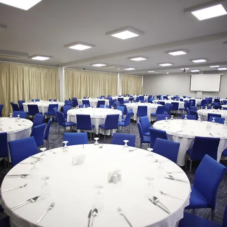 Express Manisa-west By Ihg Hotel 4*