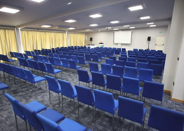 Express Manisa-west By Ihg 4* Manisa